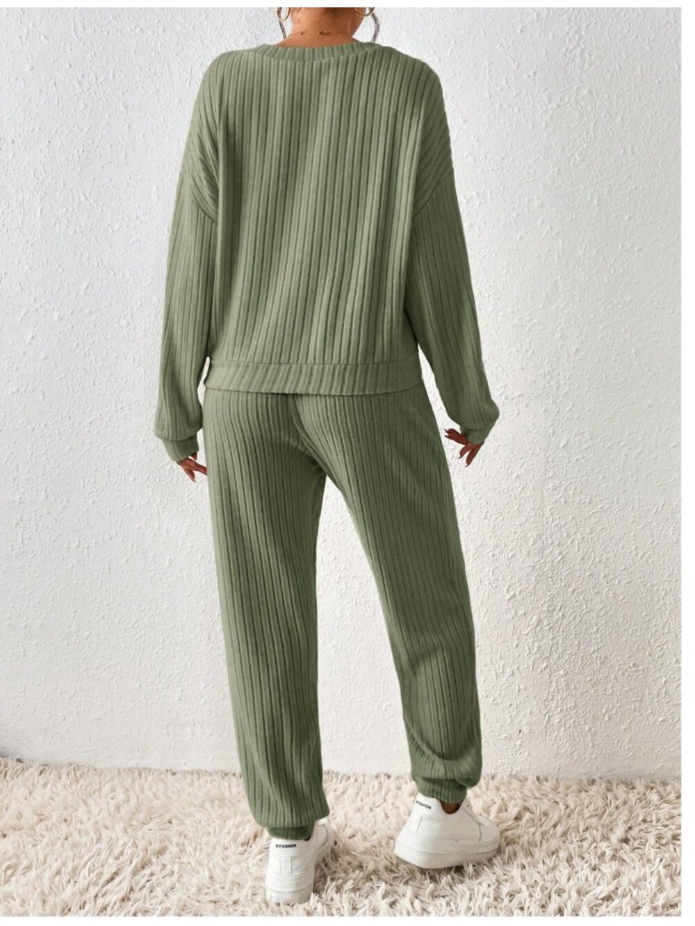 Sage Green Ribbed Lounge Set Sweatpants Size Large - Picture 2 of 7